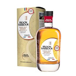 Whisky Moon Harbour Dock 1